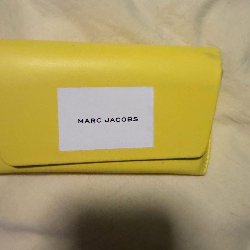 Marc Jacob’s - Picture 2 of 2